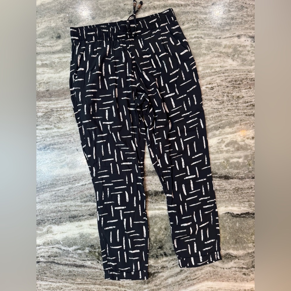 Old Navy ankle length “linen” pants size XS